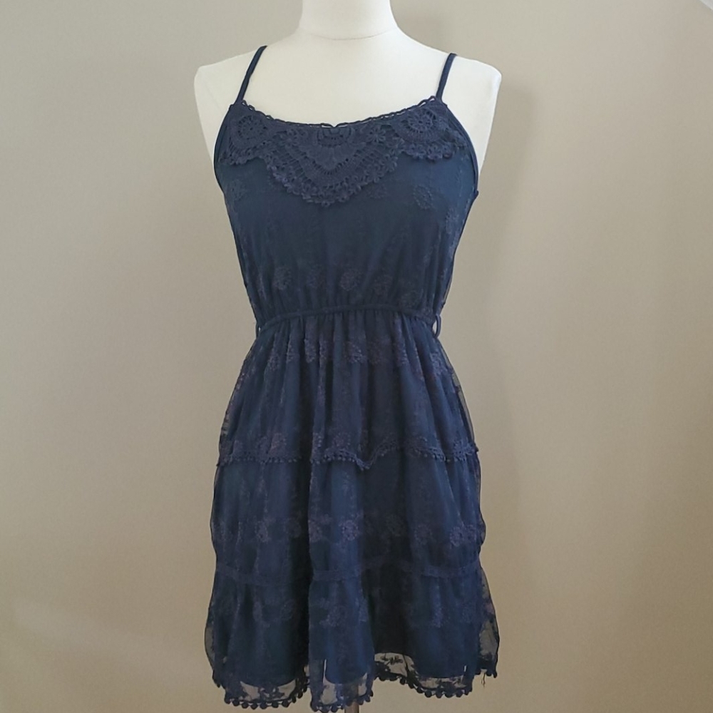* ULTRA PINK * LACE SPAGHETTI STRAP DRESS ~ XS